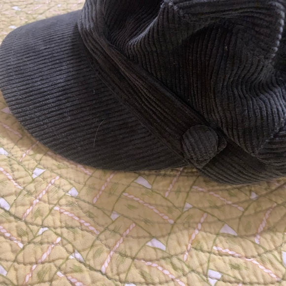 Corduroy Cap Hat with Side Buttons Size 57-58 cm - Picture 4 of 7